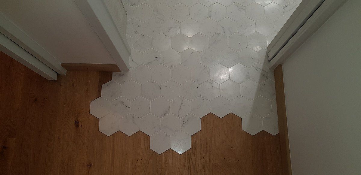 assemblage parquet et carrelage