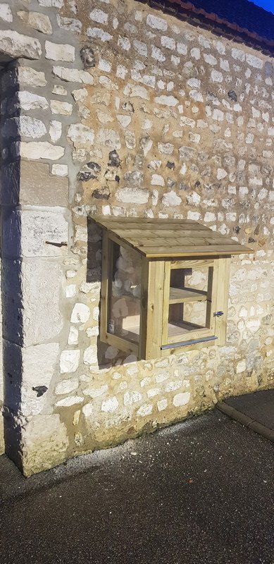 bibliothèque en bois