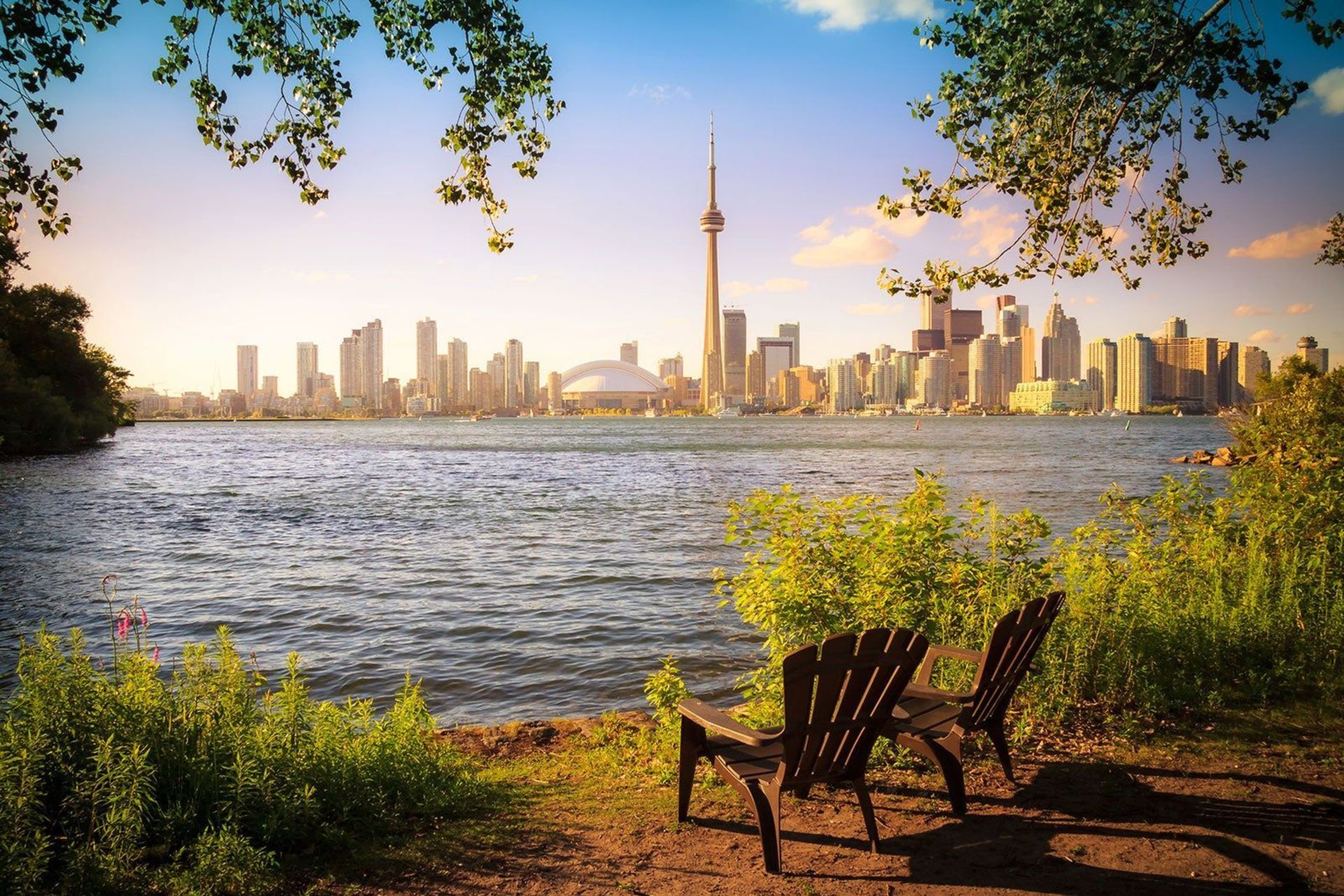 Toronto skyline from the Toronto Islands, with the CN Tower rising above the Lake Ontario waterfront