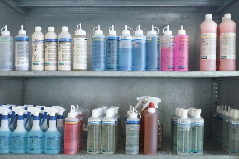 LESUX GmbH Reinigungsmittel