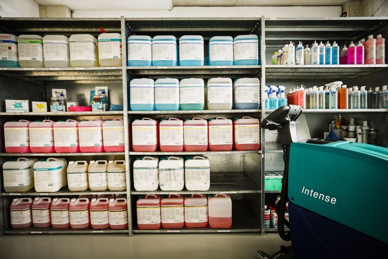 LESUX GmbH Reinigungsmittel