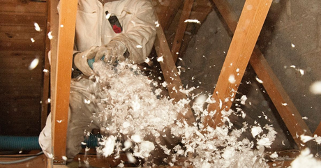 Laine soufllée isolation dans combles