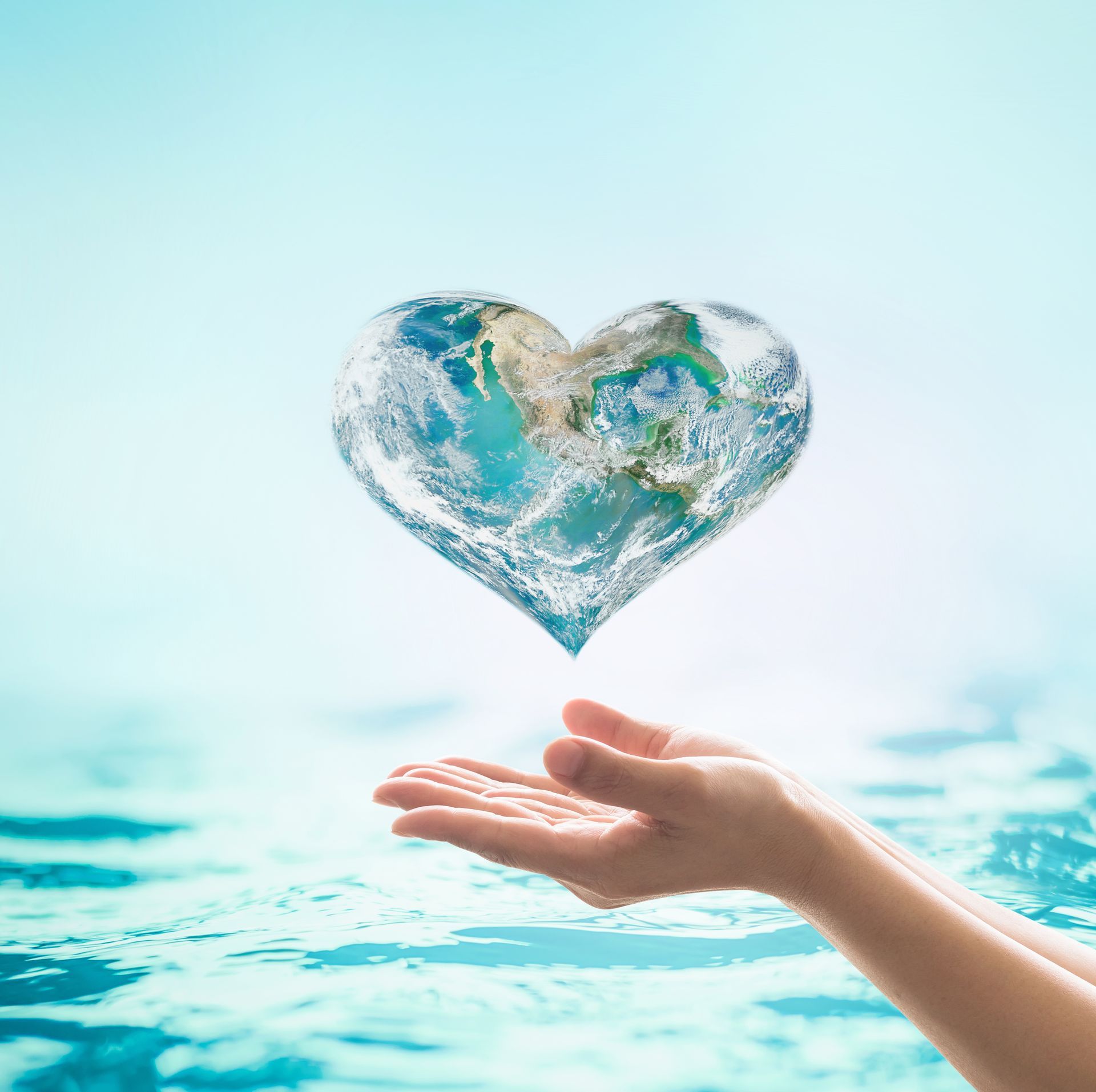 Planète en forme de cœur et eau propre