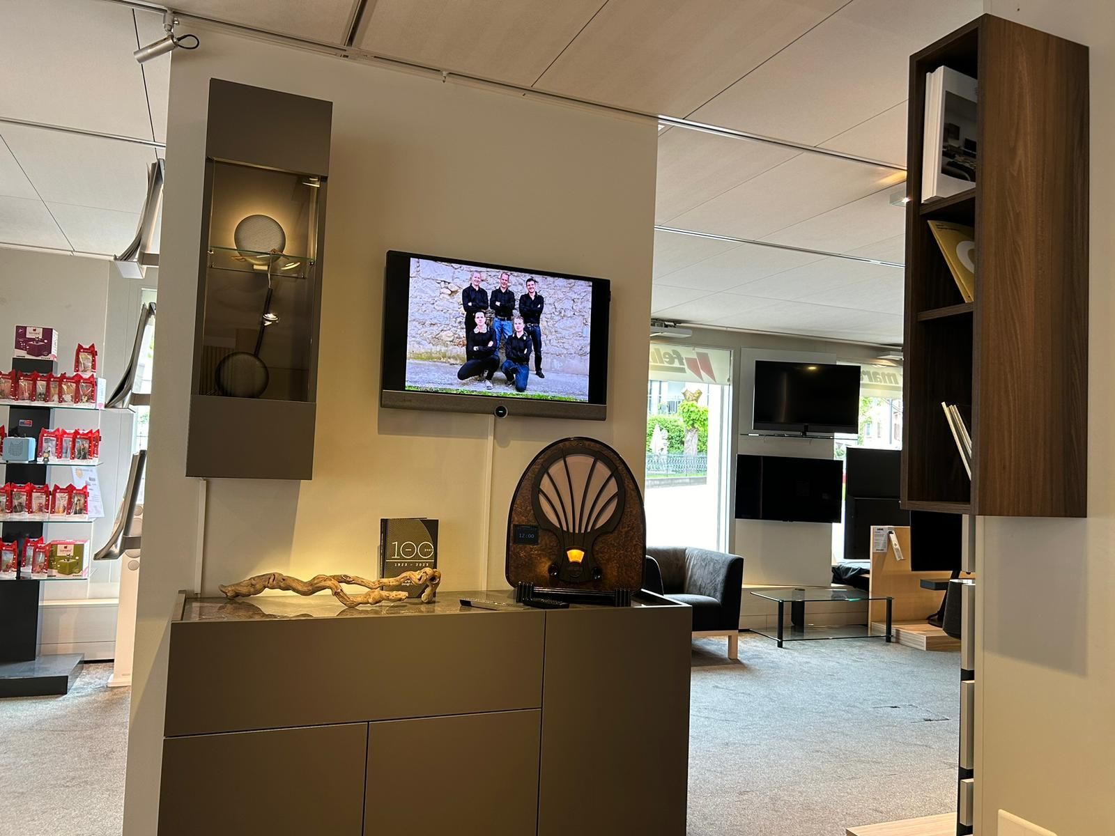 Home Cinema - felix martin Lachen