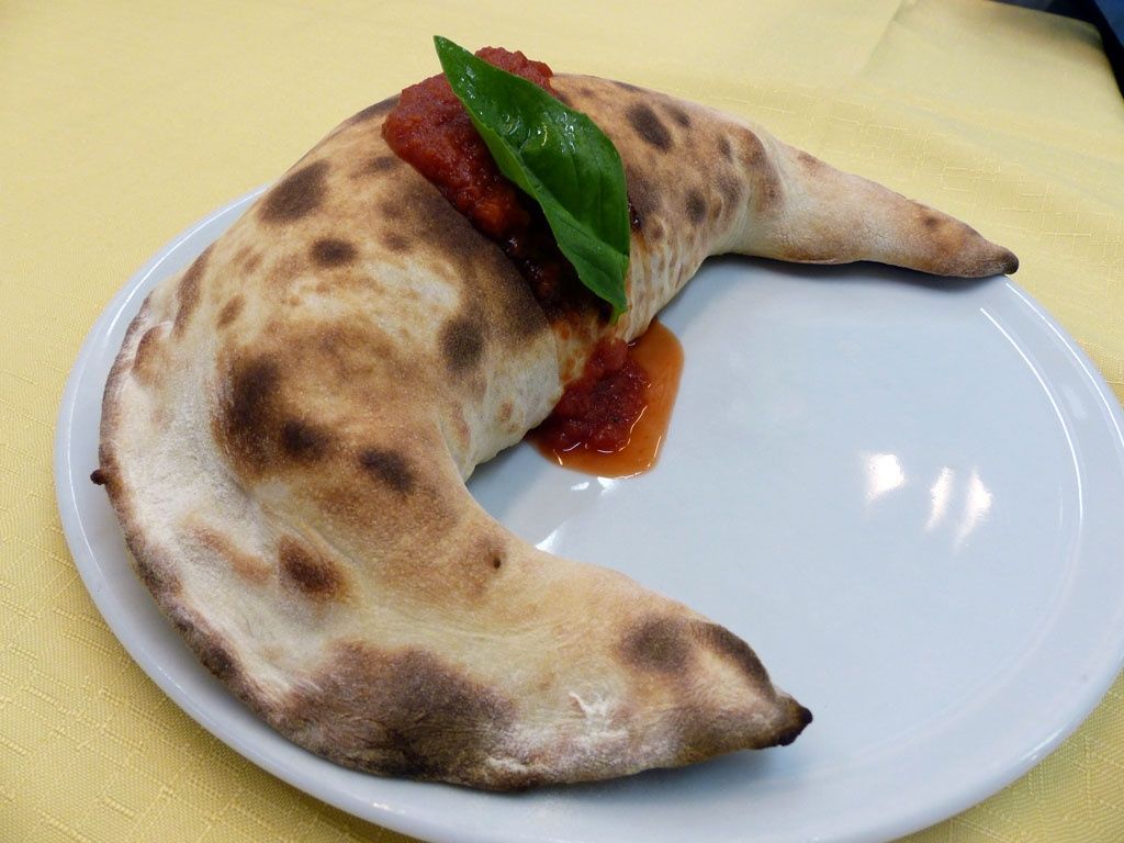 Pizza Calzone