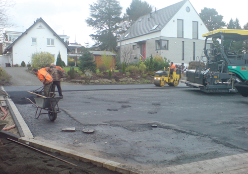 Tiefbau Lemm GmbH, Einbau Asphaltfeinschicht