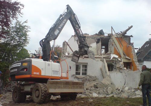 Tiefbau Lemm GmbH, Abbruch eines Einfamilienhauses