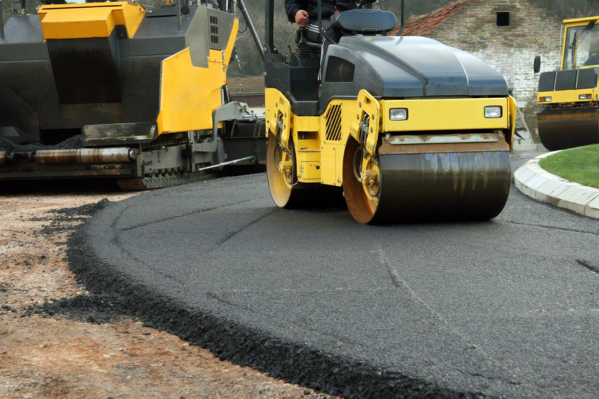 Tiefbau Lemm GmbH, Straßenbau