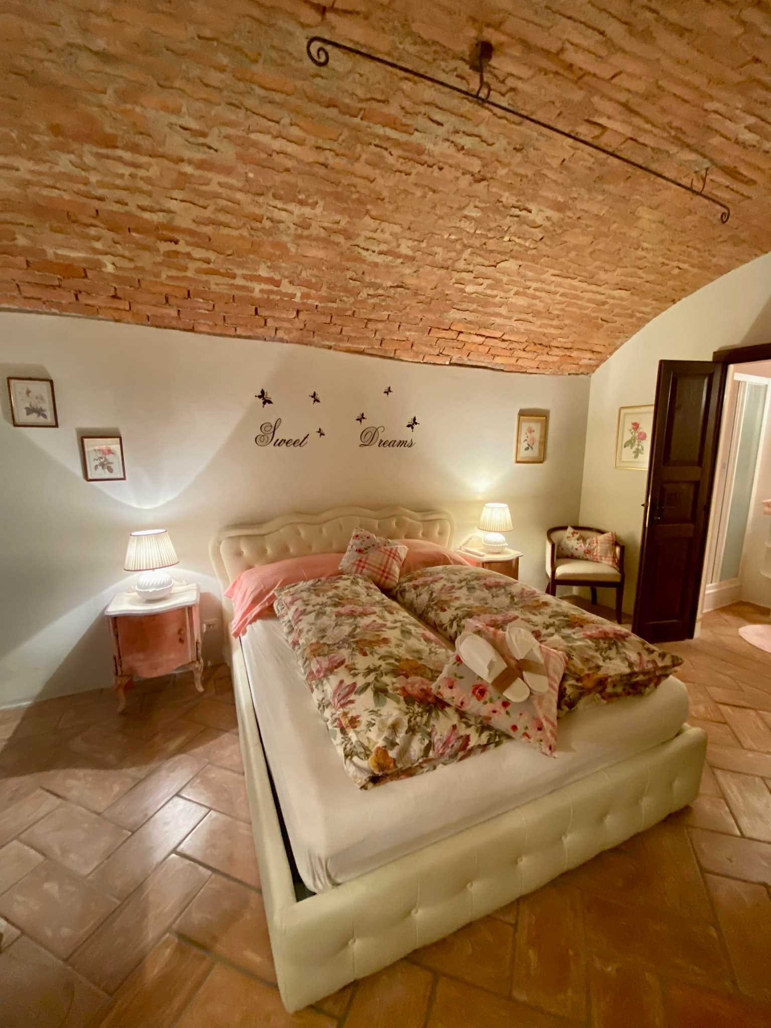 Camera Arco - Grotto Flora Lugano