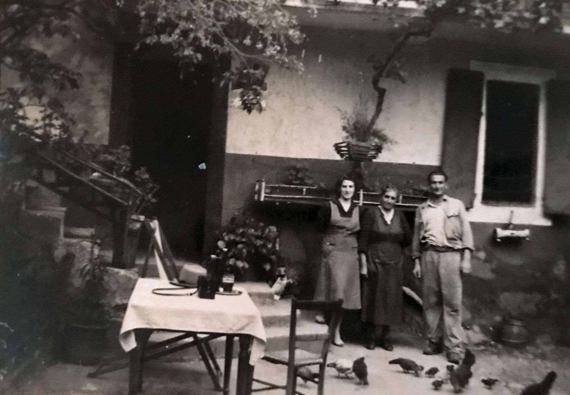 Flora senior, Silvio e Olga