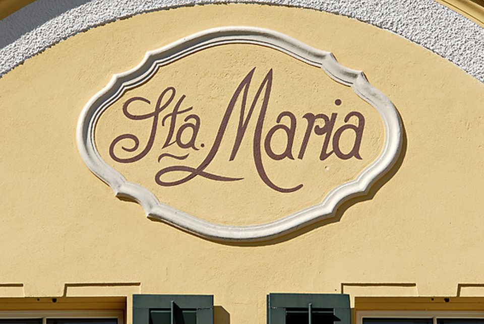 Beschriftung durch Malergeschäft Farbklaenge Bühlmann GmbH