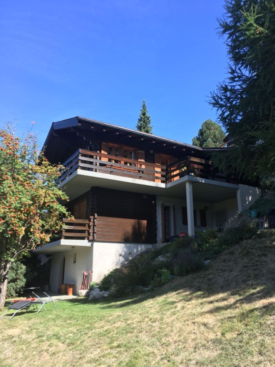 Haus nach Renovation durch Malergeschäft Farbklaenge Bühlmann GmbH