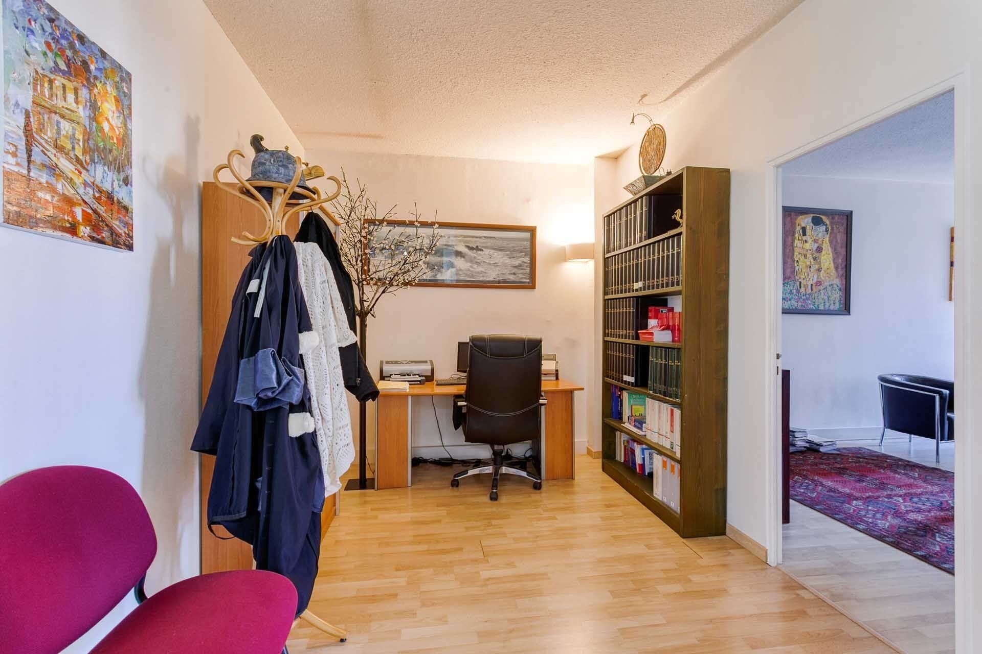 Coin du bureau de Maître Nourrigeon