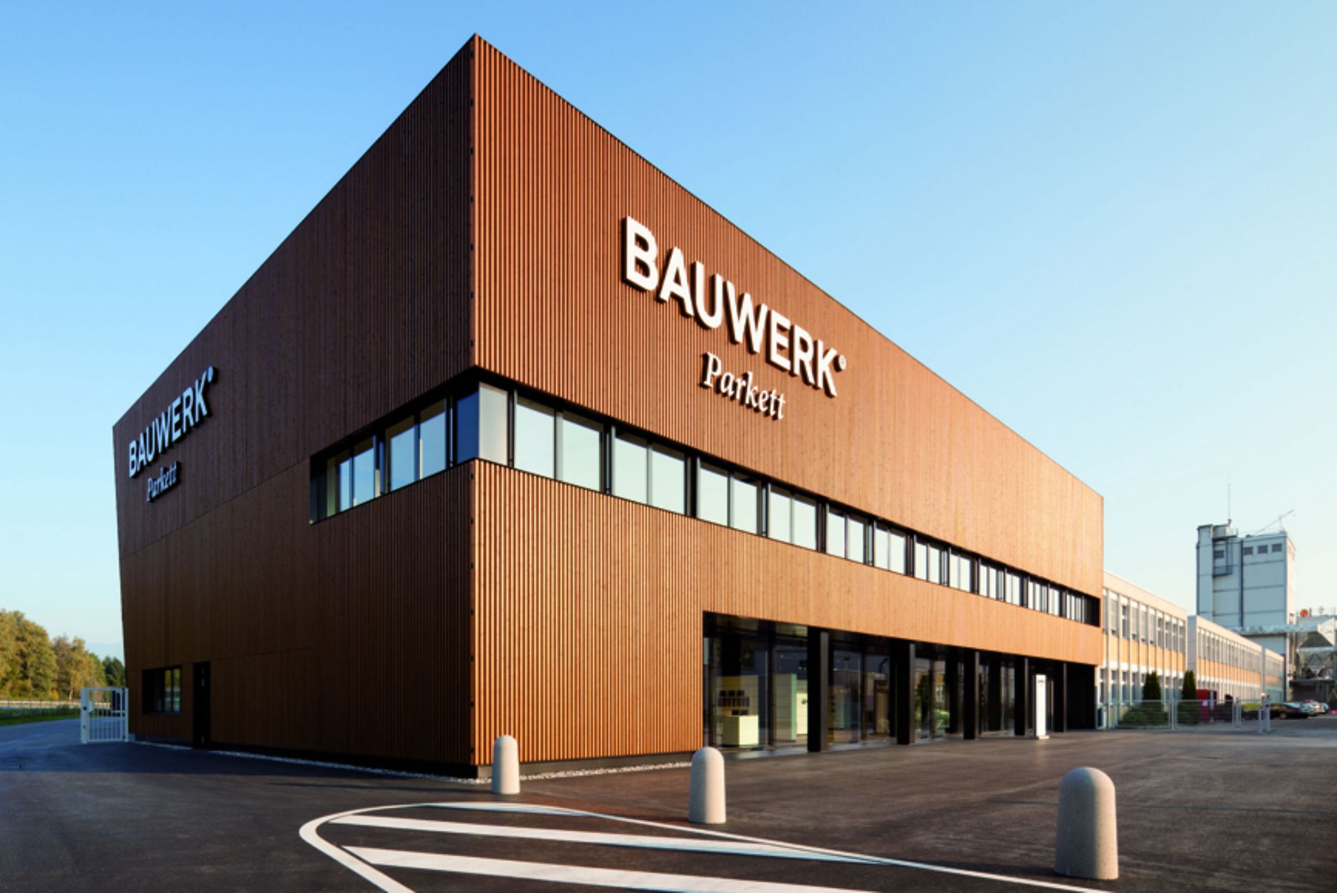 Bauwerk Parkett AG St. Margrethen - K&K Fassaden AG