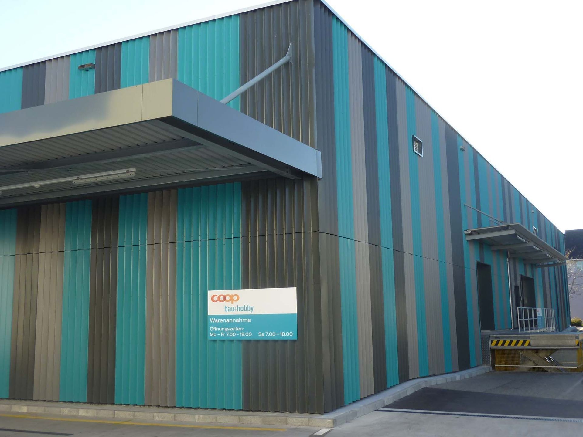 Coop Bau+Hobby, Rickenbach - K&K Fassaden