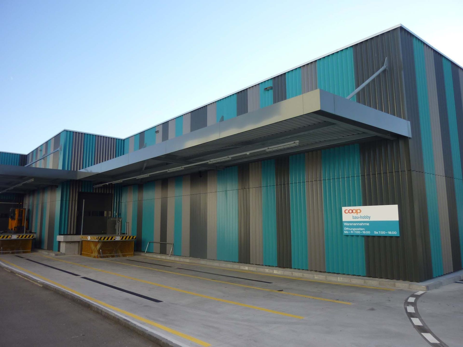 Coop Bau+Hobby, Rickenbach - K&K Fassaden