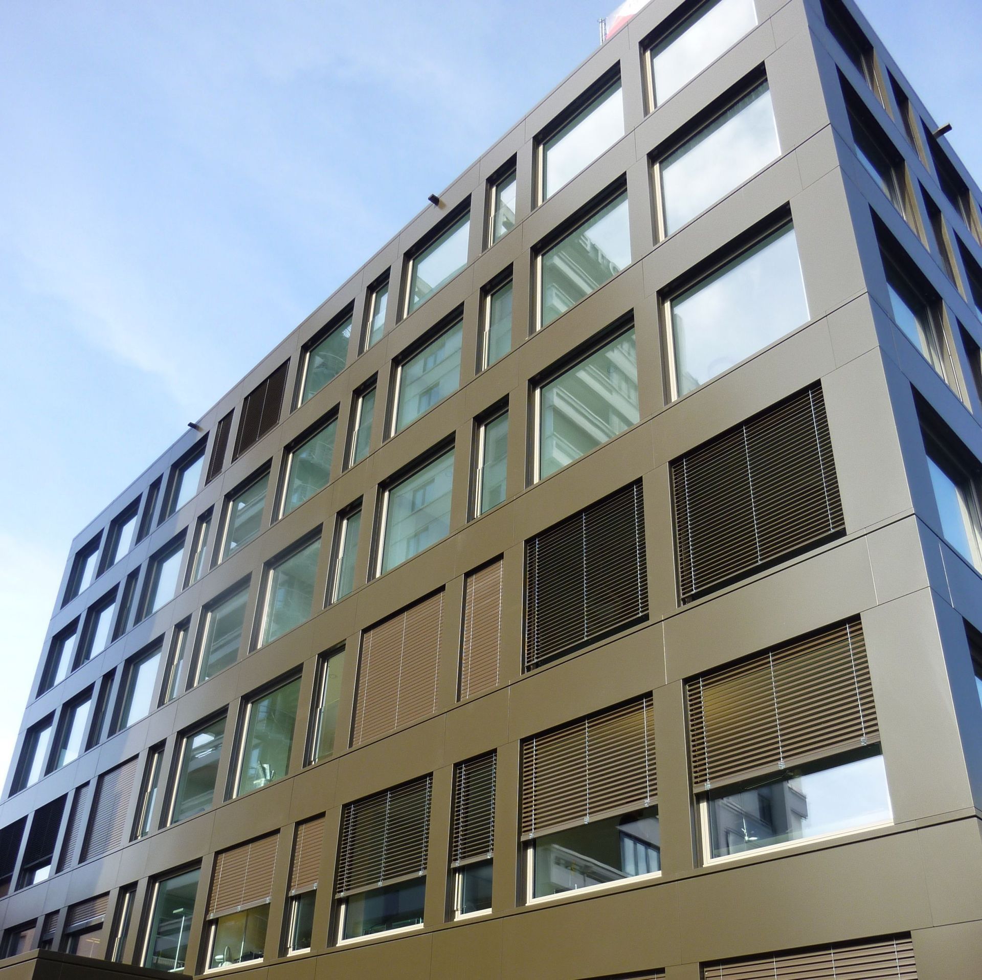 Wohn- und Geschäftshaus Lindenplatz West Baden - K&K Fassaden AG