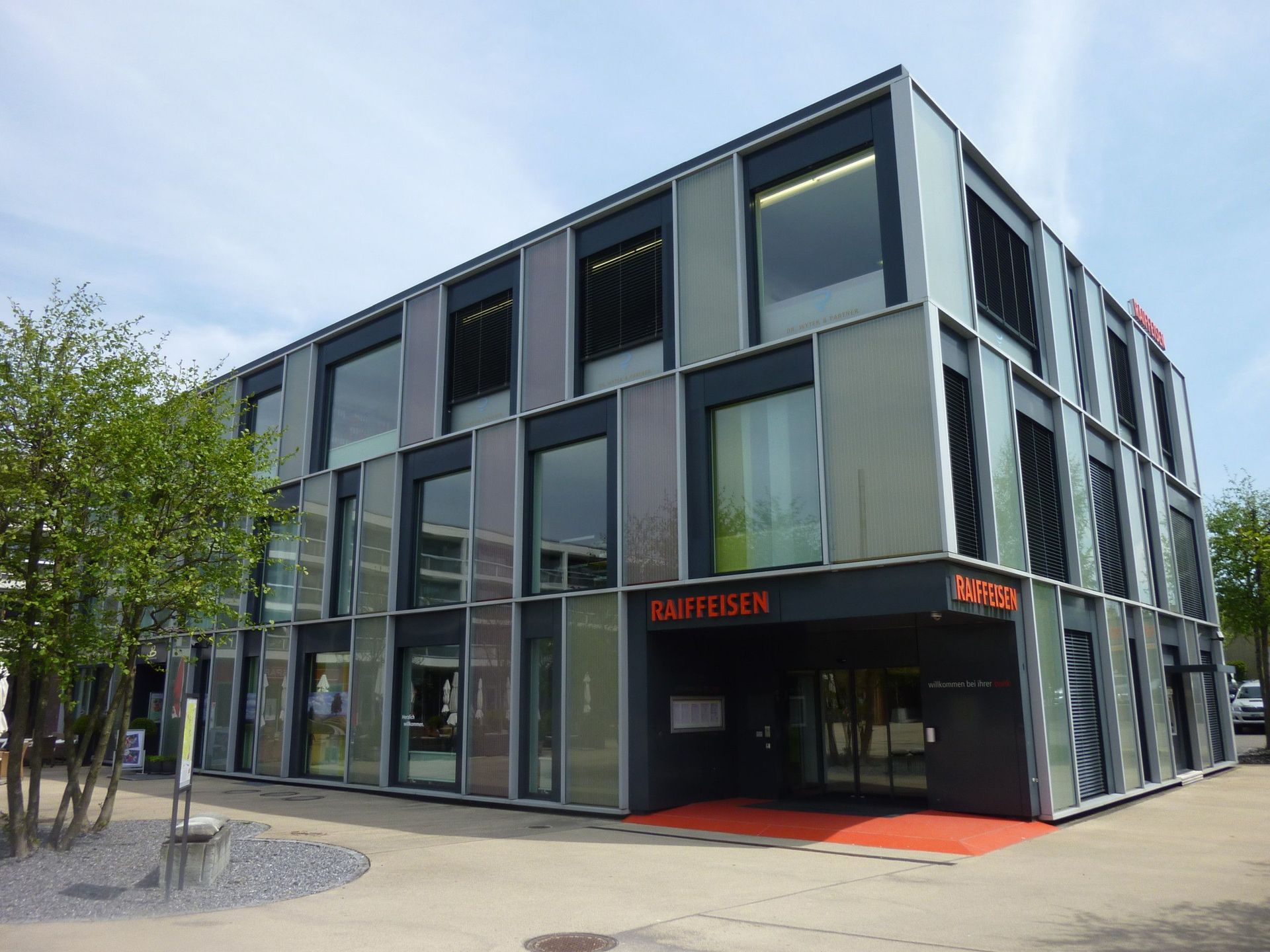 Raiffeisenbank Wittenbach - K&K Fassaden AG
