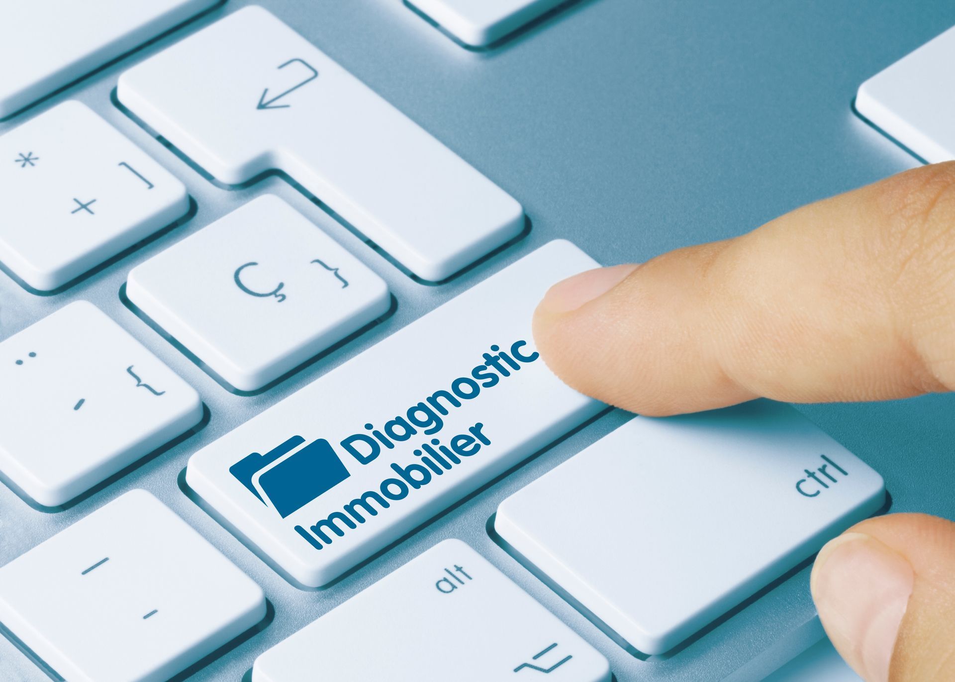 Appuyer sur la touche Diagnostic Immobilier d'un clavier.