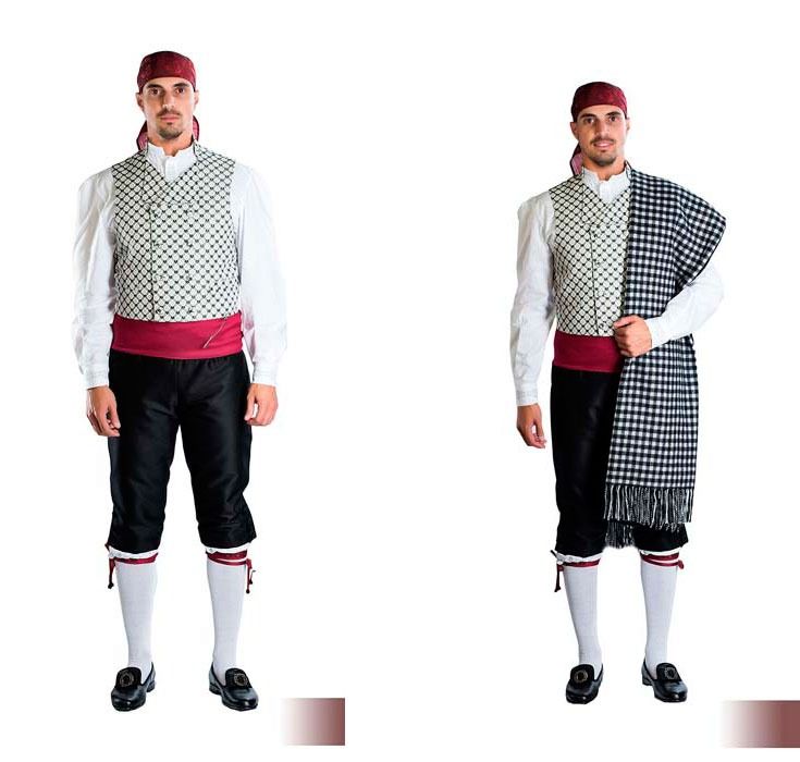 Un hombre con atuendo tradicional español, compuesto por un chaleco estampado, una faja roja y calcetines blancos, que se muestra con y sin chal.