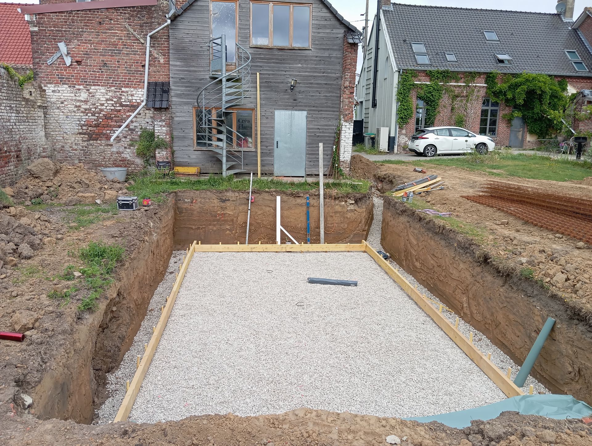 Création d'une piscine.