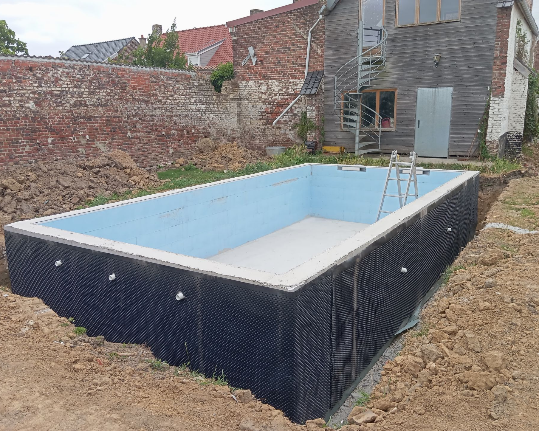 Un chantier de piscine.