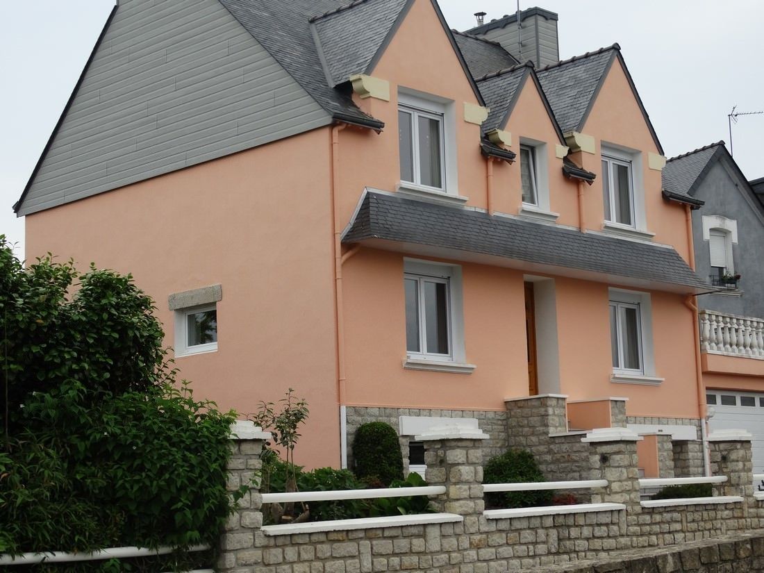 Une façade rénovée orange
