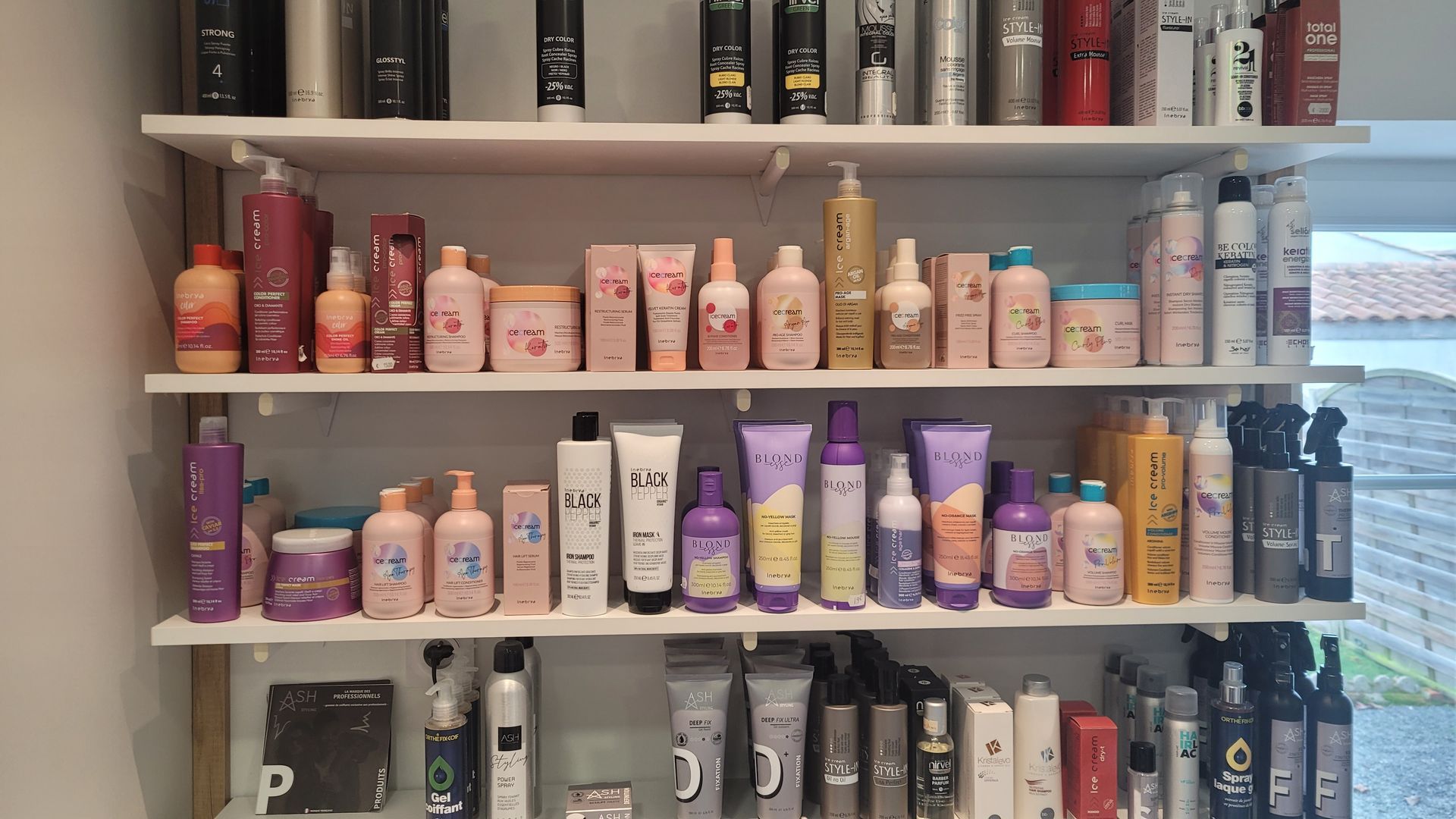 Les produits capillaires dont dispose le salon