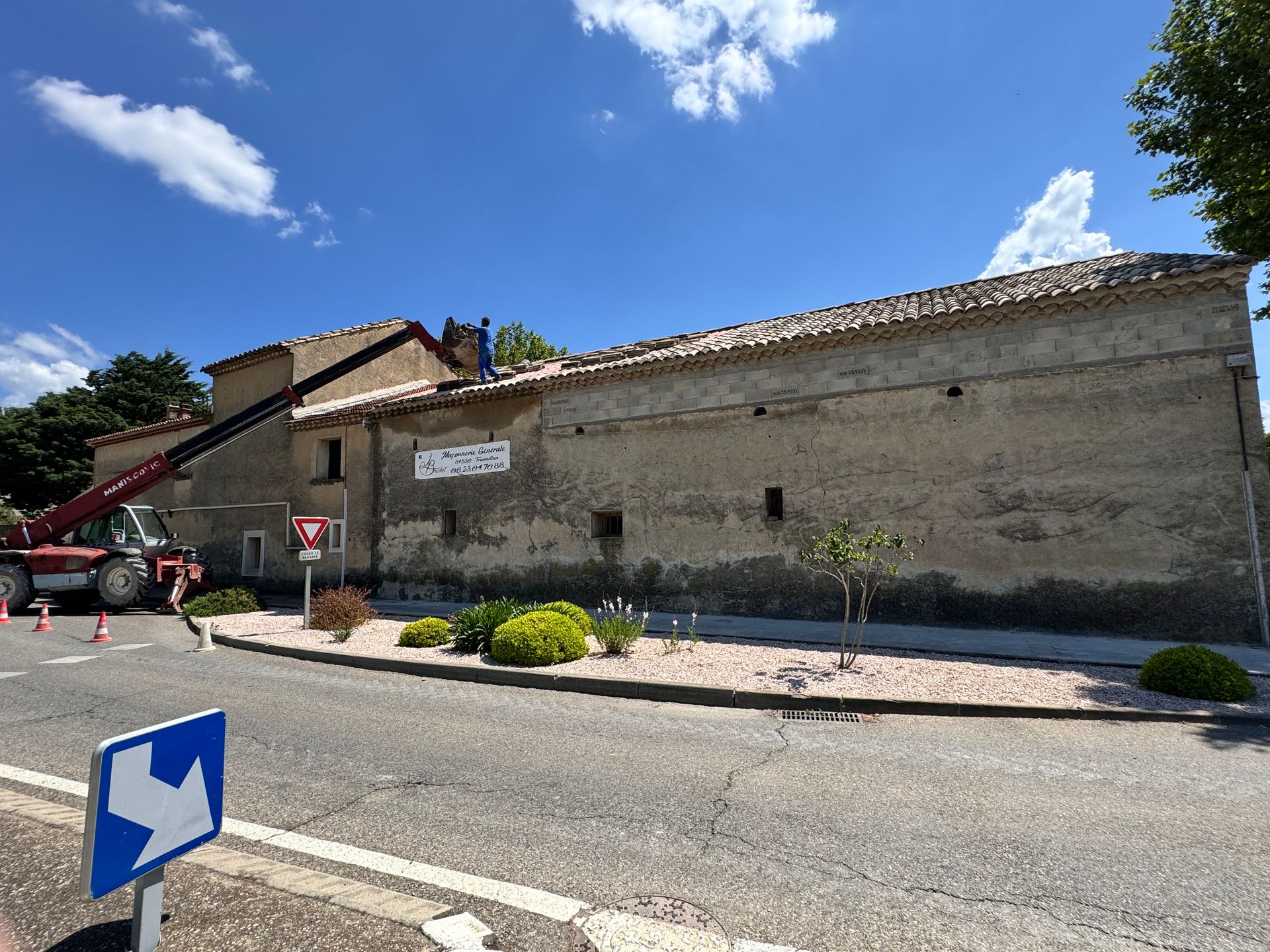 Toit à demi rénové