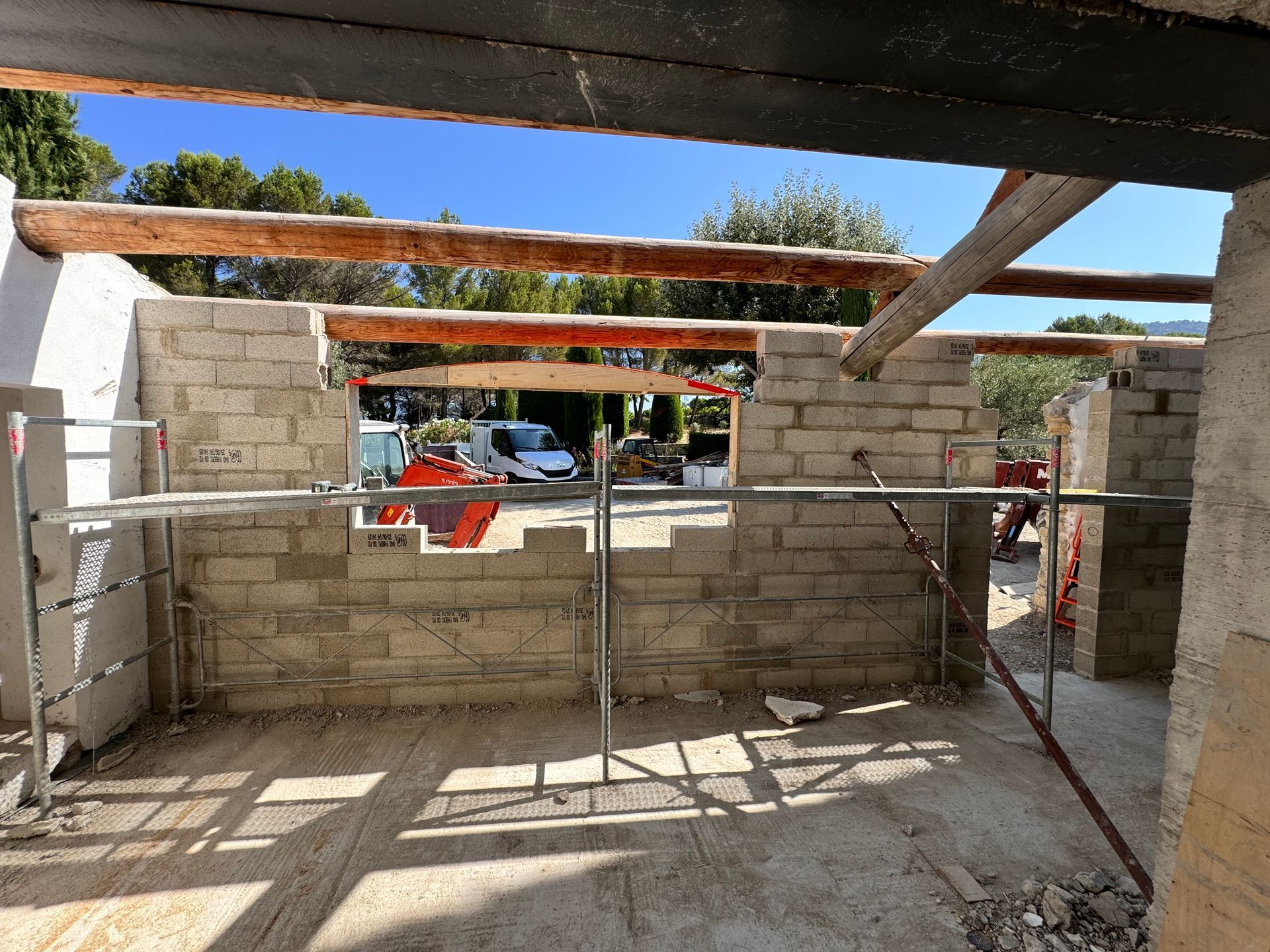 Construction des murs d'une maison