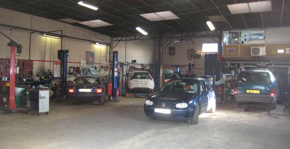 garages d'automobiles réparation - Réparateur multimarques