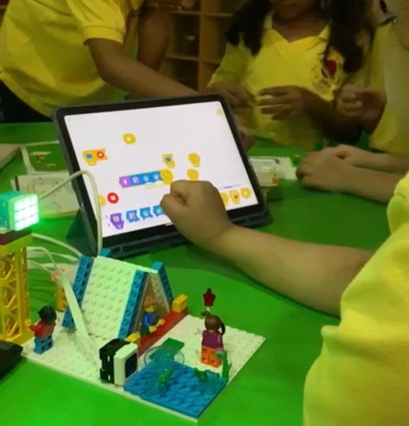  أفضل مدارس مكة رياض أطفال روضة الكوكب الصغير ابتدائي الكوكب الصغير