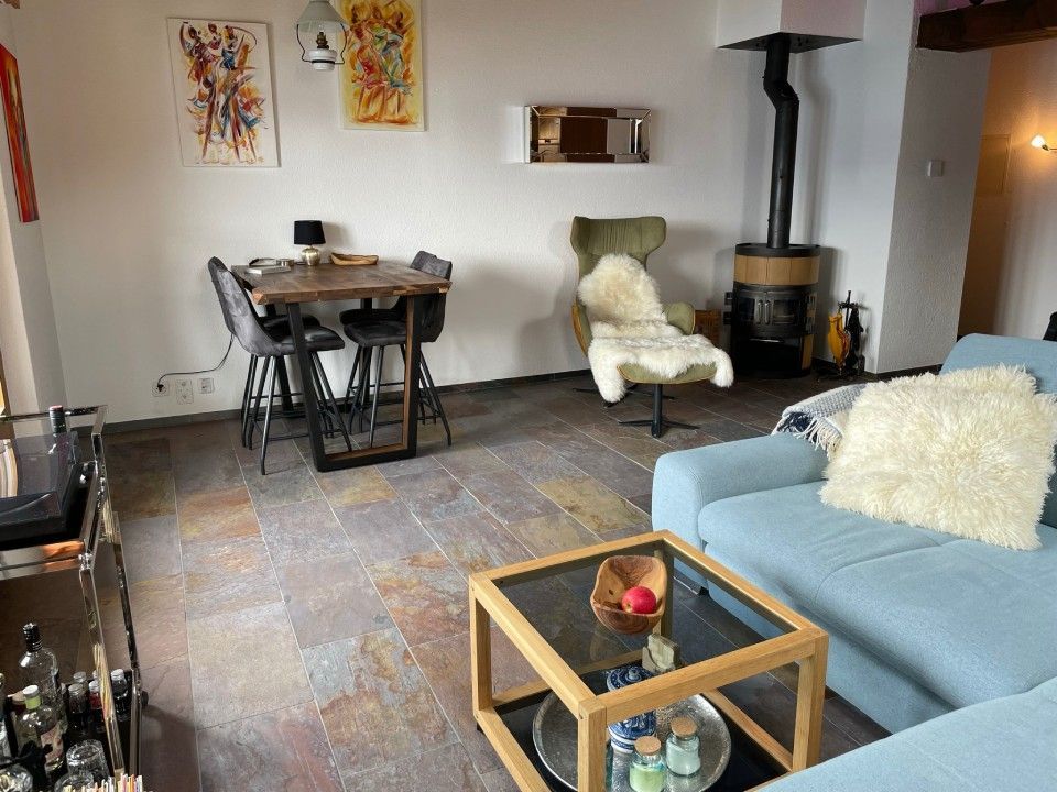 Wohnzimmer  Steiboden