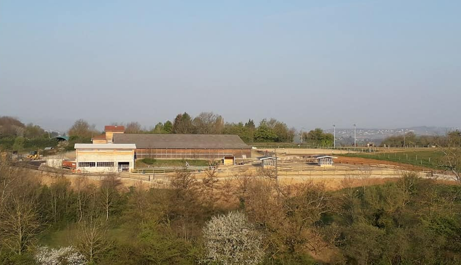 Une grande zone de repos abritée en 2 étages (300 m2)