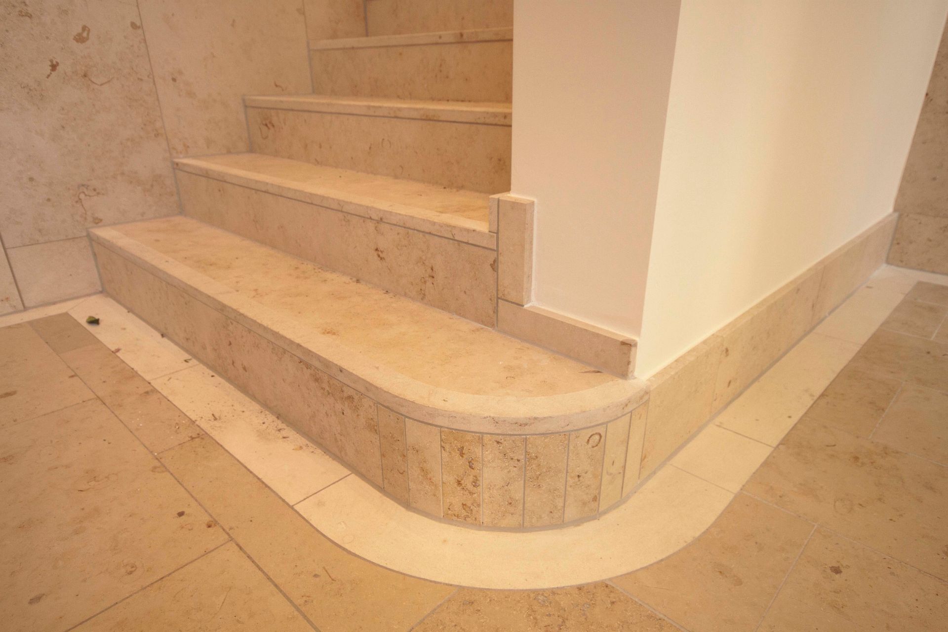 Renovation - Zürich - STARI + PARTNER AG
