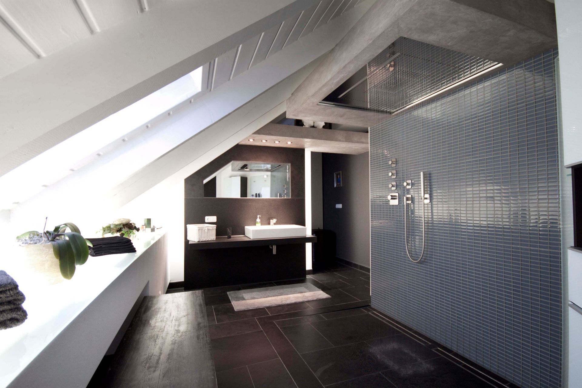 Renovation - Zürich - STARI + PARTNER AG
