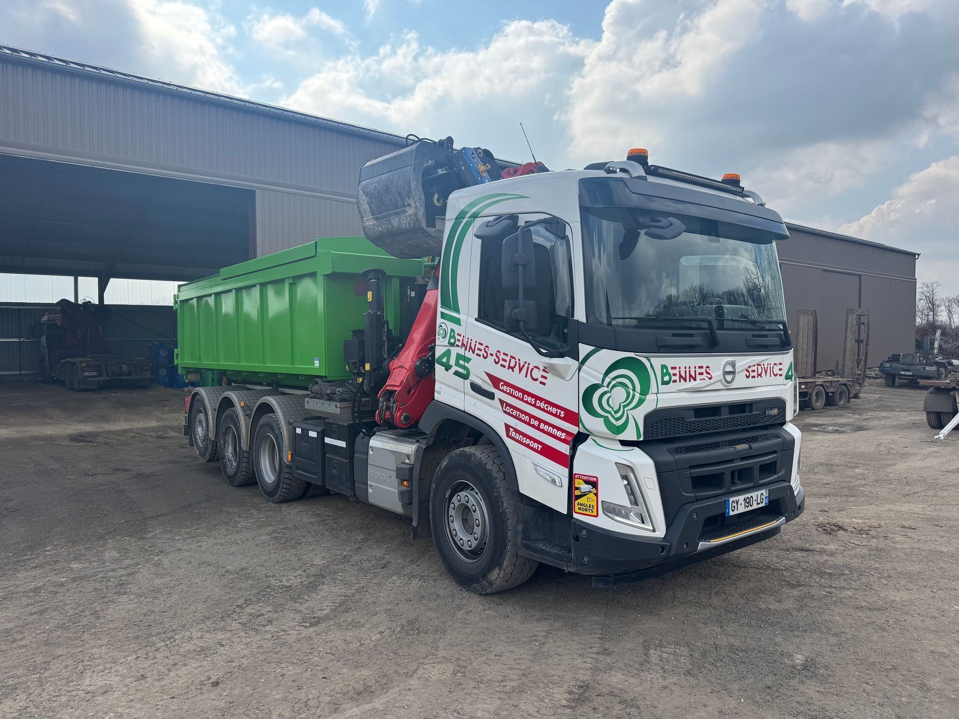 Vers la page Service de transport