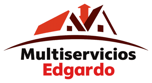 Logotipo para "Multiservicios Edgardo", que presenta un techo rojo estilizado y una chimenea sobre texto.