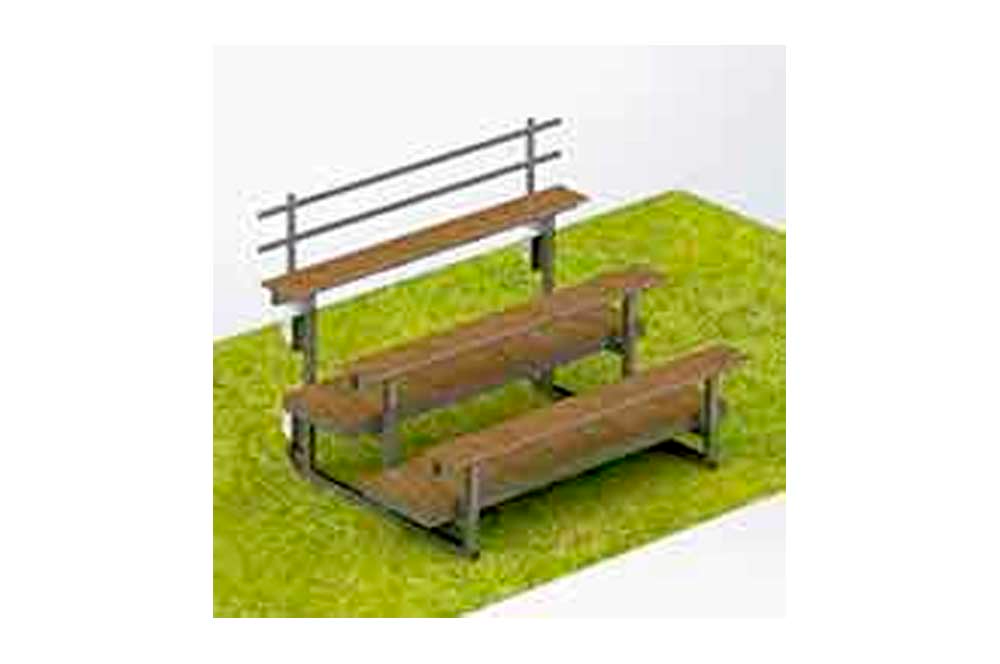 Un banco de madera se encuentra encima de un exuberante campo verde.