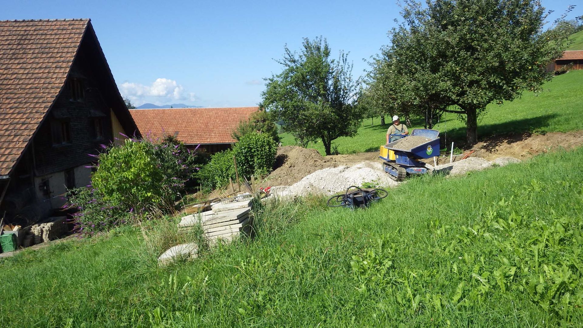 Raupendumper (1 Tonne Nutzlast) - Hugo Widmer Gartenbau/Gartenpflege - Goldingen