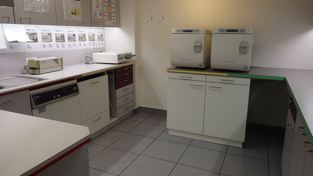 Sterilisation - Zahnarztpraxis Vinzens - Bremgarten