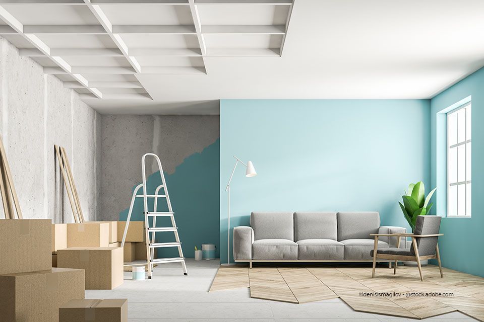 Raum mit gestrichener Wand