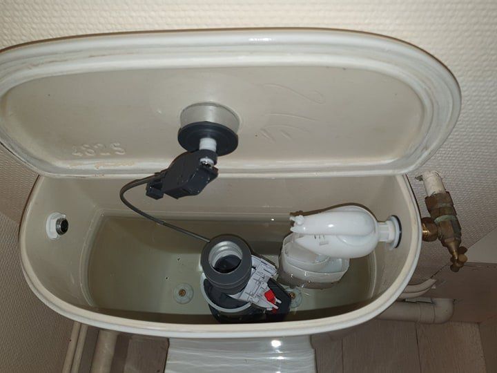 Réparation et changement mécanisme de toilette