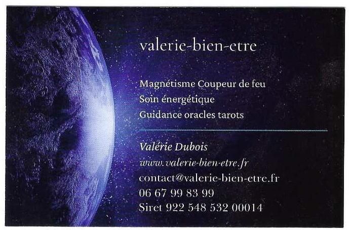 Carte de visite violette sur le thème de l'espace pour « Valérie-bien-être » proposant des services de guérison et d'oracle.