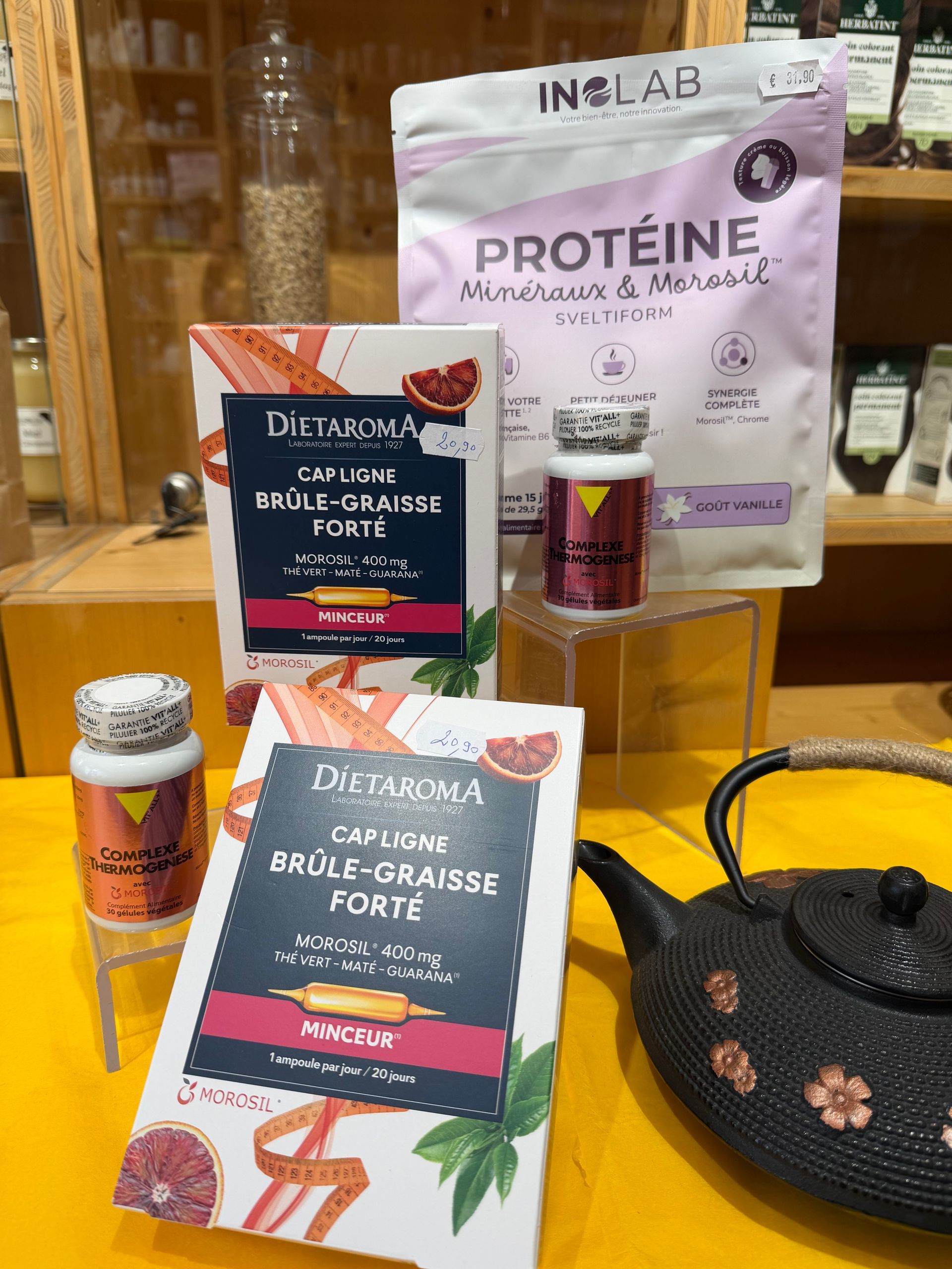 Photo présentation produits à base morosil pour la minceur 