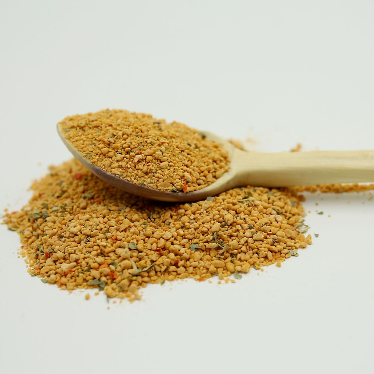 cuillère avec du pollen