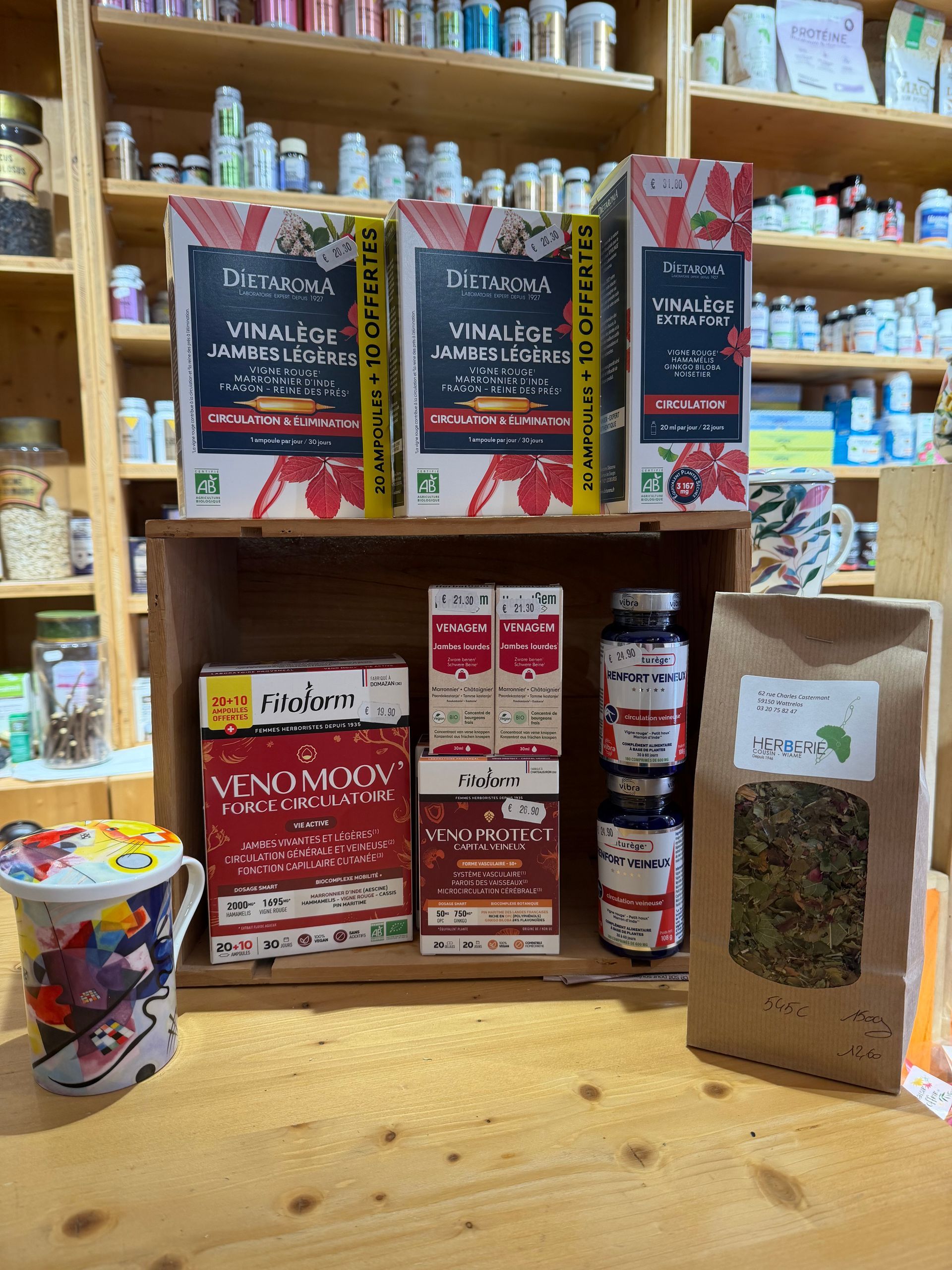 Photo présentation de produits pour la circulation (renfort veineux, veno'moov, james légères)