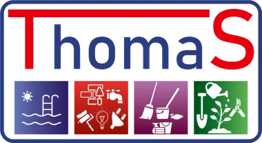Logotipo de ThomaS con texto rojo y azul sobre cuatro iconos cuadrados de colores.