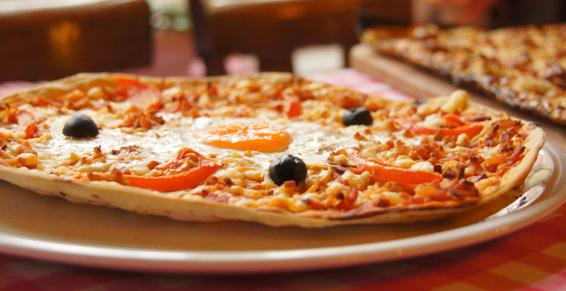 Pizza - pâte faite maison