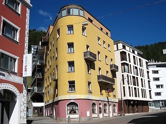 Übernachtung - Hotel Restaurant Veltlinerkeller in St. Moritz